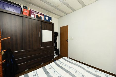 Casa à venda com 432m², 4 quartos e 3 vagas Casa à venda com 432m², 4 quartos e 3 vagasQuarto 2