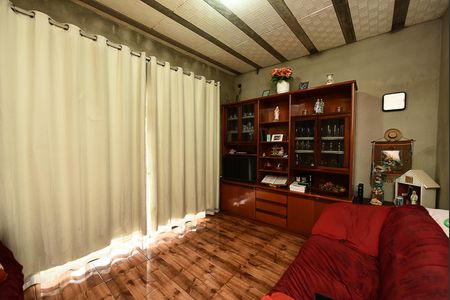Sala de casa à venda com 4 quartos, 432m² em Milionários, Belo Horizonte