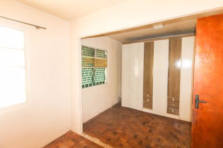 Casa à venda com 70m², 3 quartos e 2 vagas Casa à venda com 70m², 3 quartos e 2 vagasQuarto 2