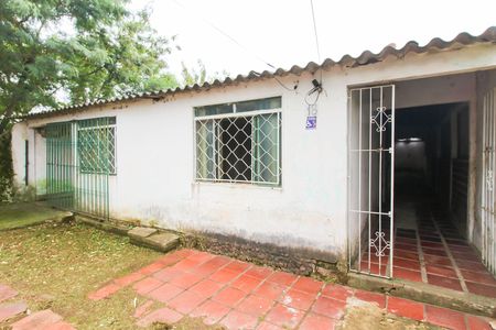 Casa à venda com 70m², 3 quartos e 2 vagas Casa à venda com 70m², 3 quartos e 2 vagasÁrea externa