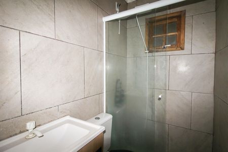 Casa à venda com 70m², 3 quartos e 2 vagas Casa à venda com 70m², 3 quartos e 2 vagasBanheiro