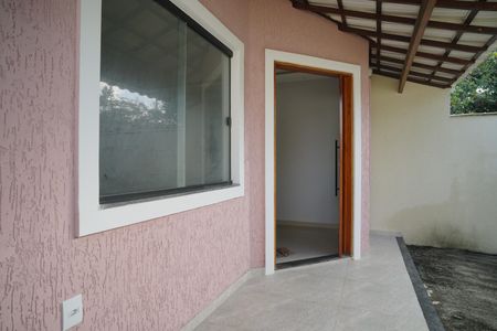 Casa para alugar com 130m², 2 quartos e 1 vaga Casa para alugar com 130m², 2 quartos e 1 vagaVaranda