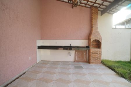 Casa para alugar com 130m², 2 quartos e 1 vaga Casa para alugar com 130m², 2 quartos e 1 vagaChurrasqueira