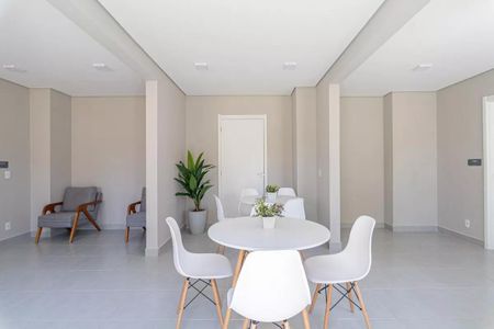 Apartamento para alugar com 32m², 2 quartos e sem vaga Apartamento para alugar com 32m², 2 quartos e sem vagaÁrea comum - Salão de Festas