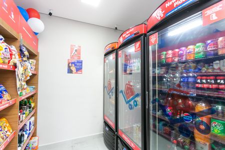 Apartamento para alugar com 32m², 2 quartos e sem vaga Apartamento para alugar com 32m², 2 quartos e sem vagaÁrea comum - Mercadinho