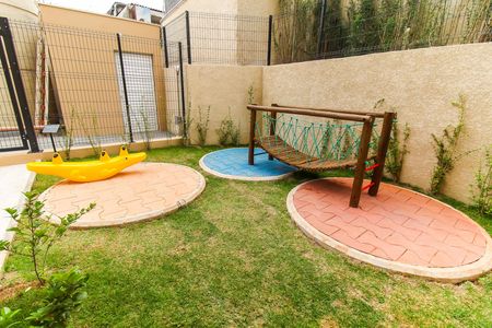 Apartamento para alugar com 32m², 2 quartos e sem vaga Apartamento para alugar com 32m², 2 quartos e sem vagaÁrea comum - Playground