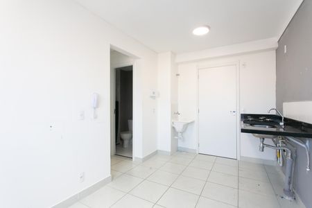 Apartamento para alugar com 32m², 2 quartos e sem vaga Apartamento para alugar com 32m², 2 quartos e sem vagaSala