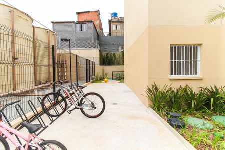 Apartamento para alugar com 32m², 2 quartos e sem vaga Apartamento para alugar com 32m², 2 quartos e sem vagaÁrea comum - Bicicletário