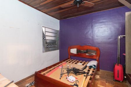 Casa à venda com 250m², 3 quartos e 2 vagas Casa à venda com 250m², 3 quartos e 2 vagasQuarto 2