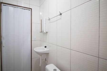 Casa para alugar com 80m², 2 quartos e sem vagaBanheiro 1