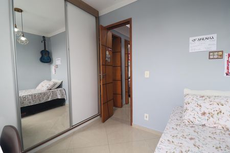 Apartamento à venda com 60m², 3 quartos e 1 vagaQuarto 2