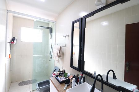 Casa para alugar com 650m², 3 quartos e 2 vagasBanheiro Social