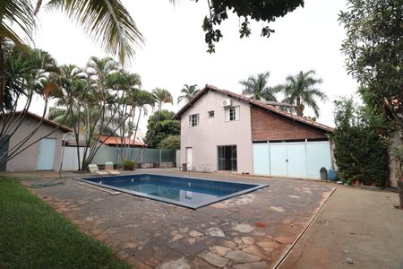 Casa para alugar com 650m², 3 quartos e 2 vagasPiscina