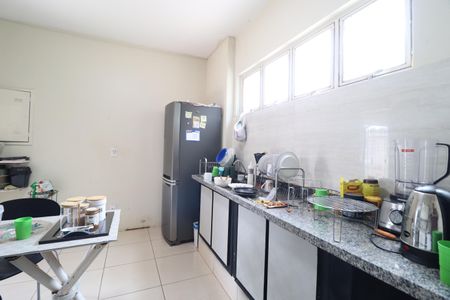 Casa para alugar com 650m², 3 quartos e 2 vagasCozinha