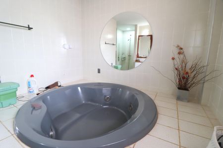 Casa para alugar com 650m², 3 quartos e 2 vagasBanheiro do Quarto 2