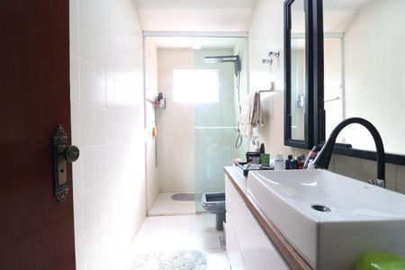 Casa para alugar com 650m², 3 quartos e 2 vagasBanheiro Social