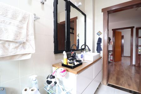 Casa para alugar com 650m², 3 quartos e 2 vagasBanheiro Social