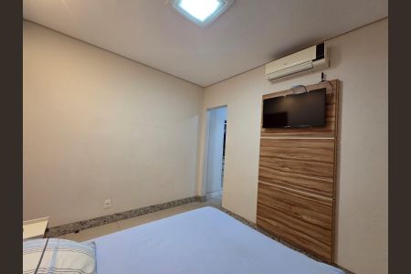 Casa à venda com 354m², 3 quartos e 2 vagas Casa à venda com 354m², 3 quartos e 2 vagasQuarto Principal