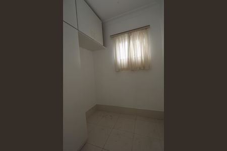 Apartamento à venda com 270m², 4 quartos e 5 vagas Apartamento à venda com 270m², 4 quartos e 5 vagasÁrea de Serviço