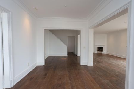 Apartamento à venda com 270m², 4 quartos e 5 vagas Apartamento à venda com 270m², 4 quartos e 5 vagassala 2