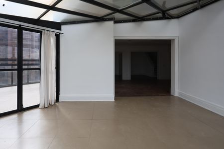 Apartamento à venda com 270m², 4 quartos e 5 vagas Apartamento à venda com 270m², 4 quartos e 5 vagassala 2
