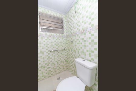 Casa para alugar com 90m², 2 quartos e 1 vaga Casa para alugar com 90m², 2 quartos e 1 vagaBanheiro 2