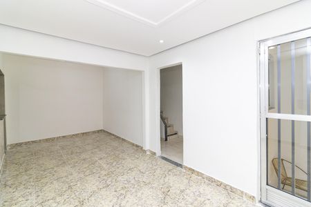Casa para alugar com 90m², 2 quartos e 1 vaga Casa para alugar com 90m², 2 quartos e 1 vagaSala