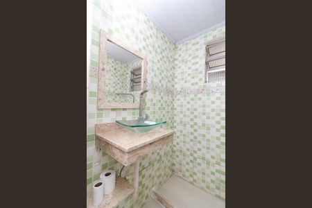 Casa para alugar com 90m², 2 quartos e 1 vaga Casa para alugar com 90m², 2 quartos e 1 vagaBanheiro 2