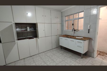 Casa para alugar com 130m², 2 quartos e 1 vagaCozinha
