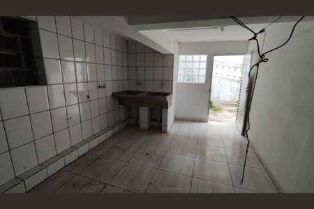 Casa para alugar com 130m², 2 quartos e 1 vagaÁrea de Serviço