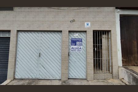Casa para alugar com 130m², 2 quartos e 1 vagaFachada