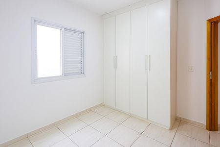 Apartamento para alugar com 83m², 3 quartos e 2 vagas Apartamento para alugar com 83m², 3 quartos e 2 vagasQuarto 2