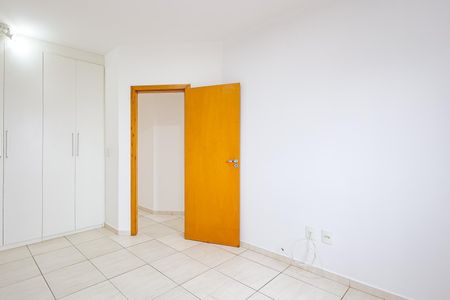 Apartamento para alugar com 83m², 3 quartos e 2 vagas Apartamento para alugar com 83m², 3 quartos e 2 vagasSuite