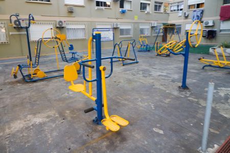 Apartamento à venda com 39m², 1 quarto e 1 vaga Apartamento à venda com 39m², 1 quarto e 1 vagaÁrea comum - Academia