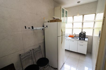Apartamento à venda com 39m², 1 quarto e 1 vaga Apartamento à venda com 39m², 1 quarto e 1 vagaCozinha e Área de Serviço