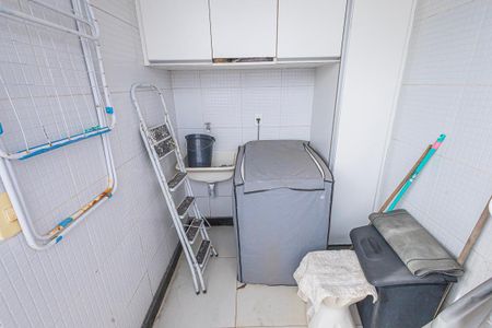 Apartamento à venda com 168m², 4 quartos e 2 vagas Apartamento à venda com 168m², 4 quartos e 2 vagasarea de serviço