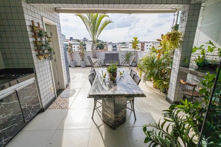 Apartamento à venda com 168m², 4 quartos e 2 vagas Apartamento à venda com 168m², 4 quartos e 2 vagascobertura / area gourmet
