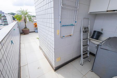 Apartamento à venda com 168m², 4 quartos e 2 vagas Apartamento à venda com 168m², 4 quartos e 2 vagasarea de serviço