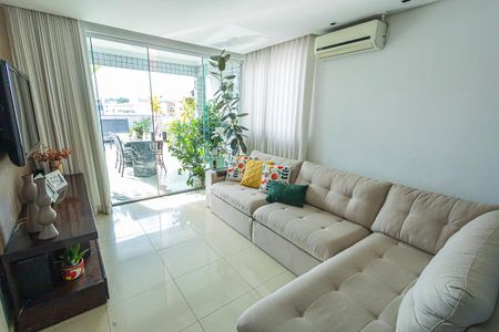 Apartamento à venda com 168m², 4 quartos e 2 vagas Apartamento à venda com 168m², 4 quartos e 2 vagassala / cobertura
