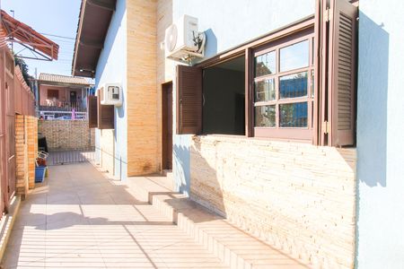 Casa para alugar com 107m², 2 quartos e 1 vaga Casa para alugar com 107m², 2 quartos e 1 vagaÁrea externa