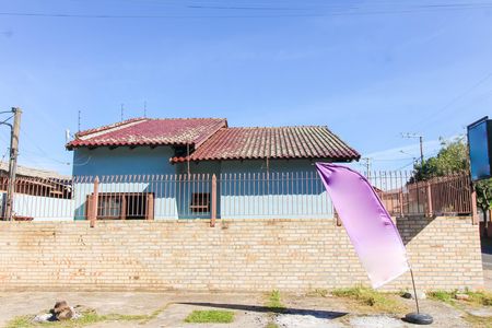 Casa para alugar com 107m², 2 quartos e 1 vaga Casa para alugar com 107m², 2 quartos e 1 vagaFachada