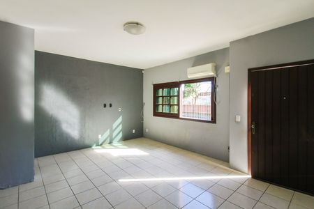 Casa para alugar com 107m², 2 quartos e 1 vaga Casa para alugar com 107m², 2 quartos e 1 vagaSala