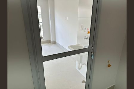 Apartamento à venda com 72m², 2 quartos e 1 vagaÁrea de serviço
