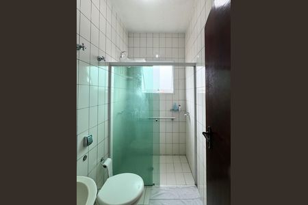 Casa à venda com 256m², 4 quartos e 3 vagas Casa à venda com 256m², 4 quartos e 3 vagasBanheiro Social