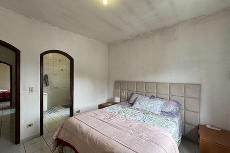 Casa à venda com 256m², 4 quartos e 3 vagas Casa à venda com 256m², 4 quartos e 3 vagasSuíte