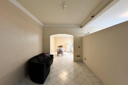 Casa à venda com 256m², 4 quartos e 3 vagas Casa à venda com 256m², 4 quartos e 3 vagasCopa