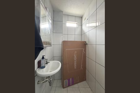 Casa à venda com 256m², 4 quartos e 3 vagas Casa à venda com 256m², 4 quartos e 3 vagasLavabo 3