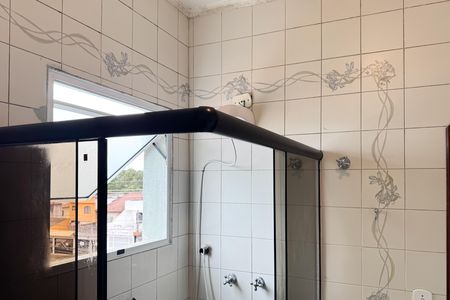 Casa à venda com 256m², 4 quartos e 3 vagas Casa à venda com 256m², 4 quartos e 3 vagasBanheiro - Suíte