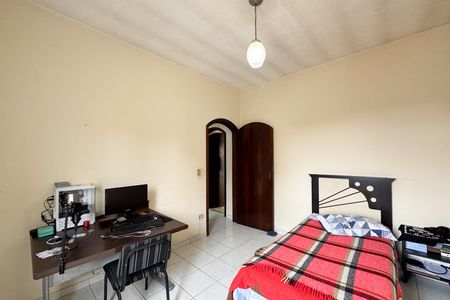 Casa à venda com 256m², 4 quartos e 3 vagas Casa à venda com 256m², 4 quartos e 3 vagasQuarto 2