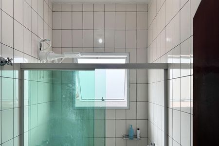 Casa à venda com 256m², 4 quartos e 3 vagas Casa à venda com 256m², 4 quartos e 3 vagasBanheiro Social
